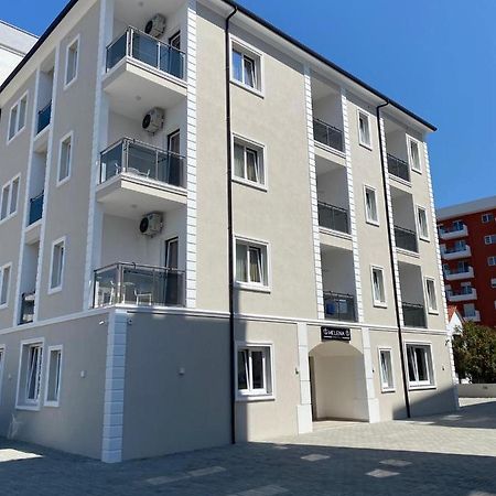 Helena Hotel Шенгін Екстер'єр фото